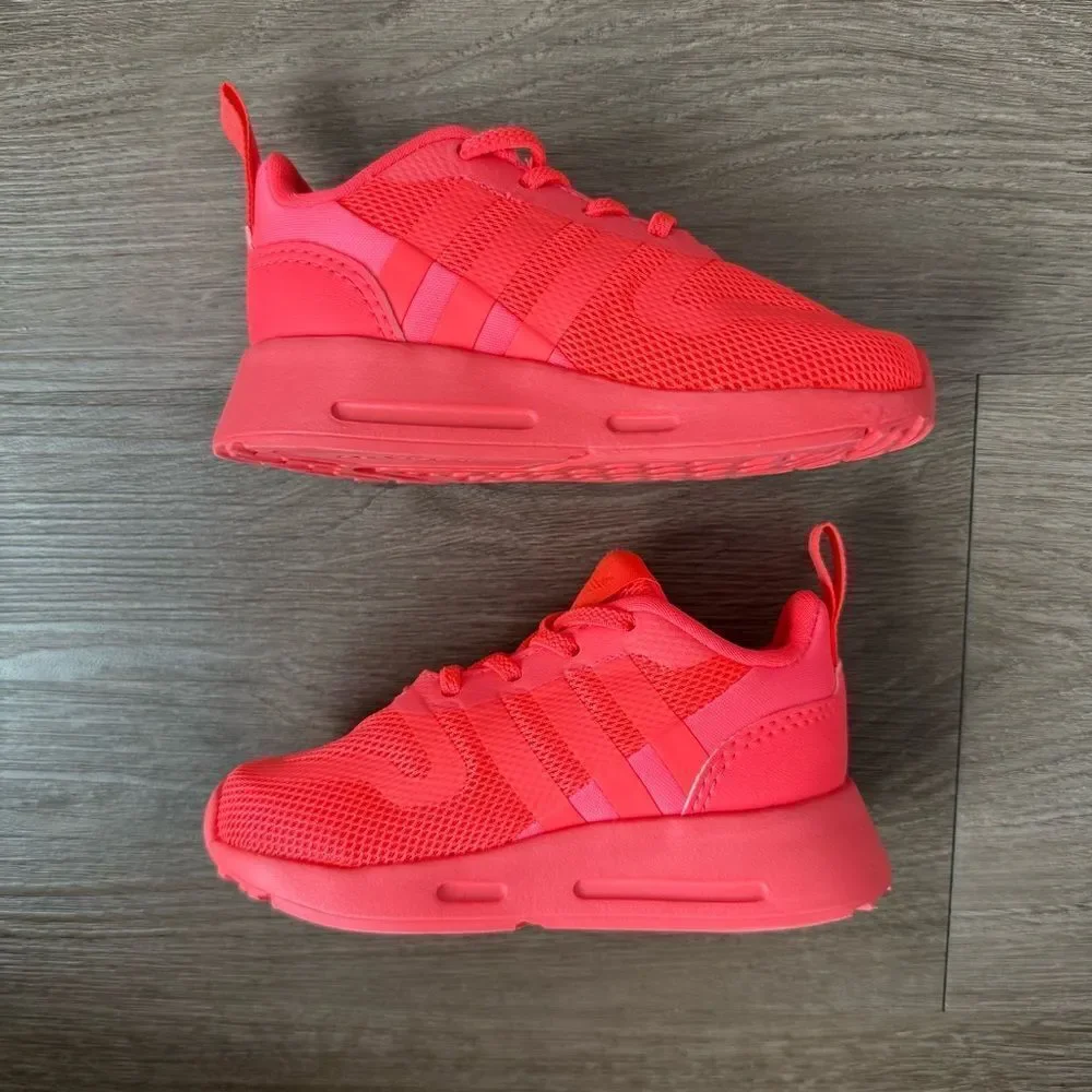 Adidas Red Sneakers Toddler Size 6K – Unisex